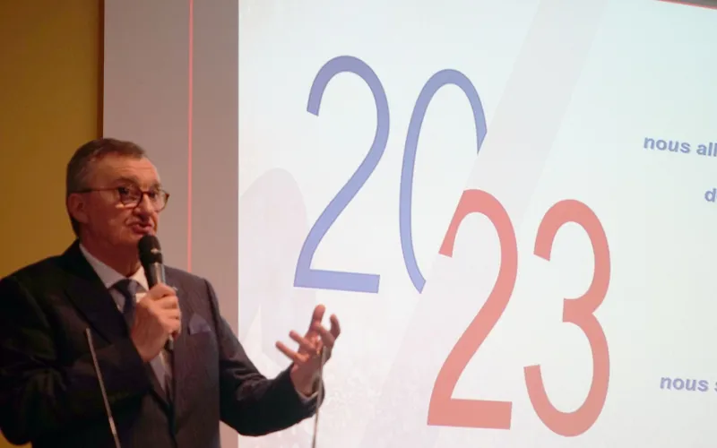 Une cérémonie des voeux particulière...