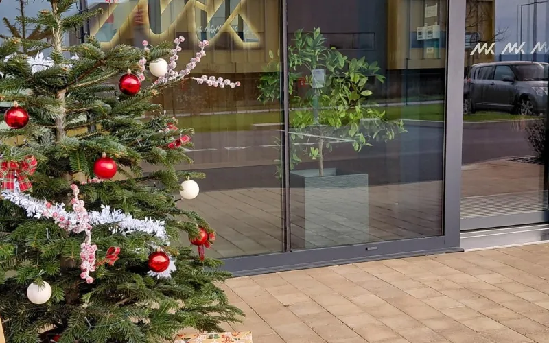 MK Energies renouvelle en 2025 sa collecte de Boîtes solidaires de Noël